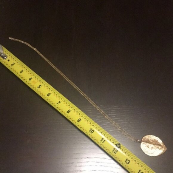 Boho Jewelry Leaf Design Pendant Necklace - Picture 3 of 5